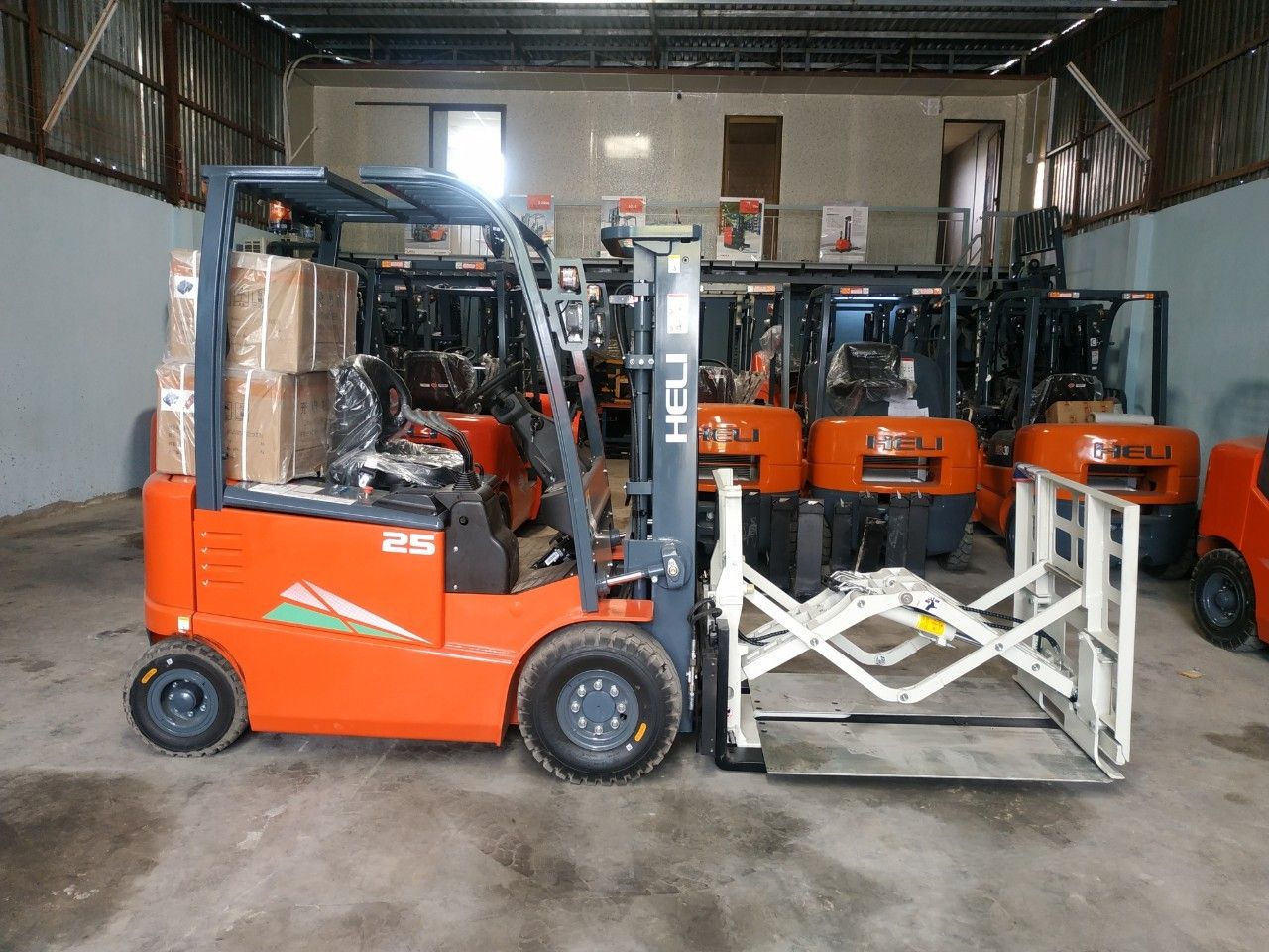 Xe nâng kéo đẩy push pull